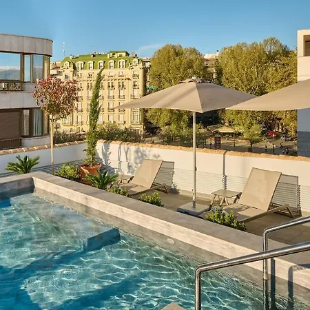 Ξενοδοχείο Boutique Luna Centro 4*