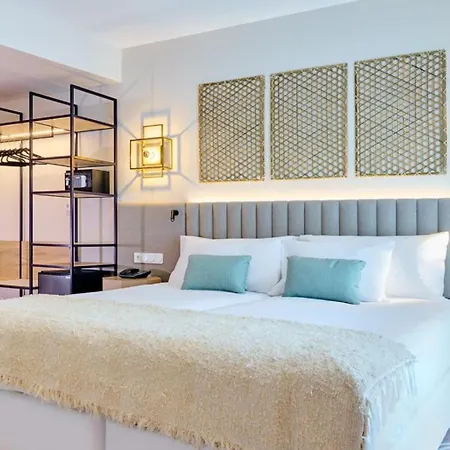 فندق Boutique Luna Centro 4*