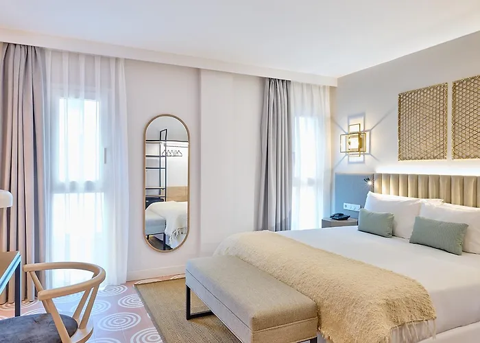 Boutique Luna Centro 4*