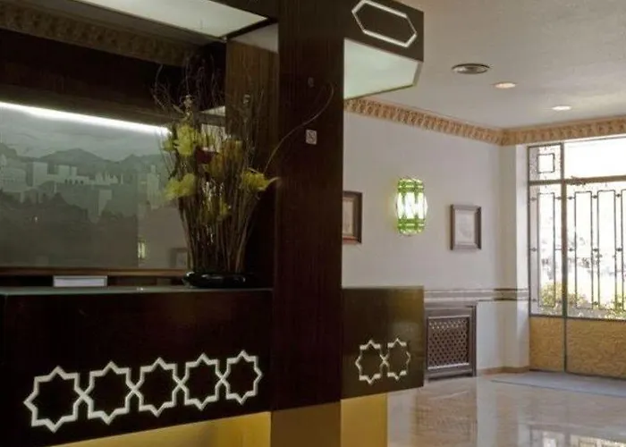 Boutique Luna Centro 4* Granada