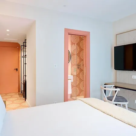 Boutique Luna Centro Otel 4*