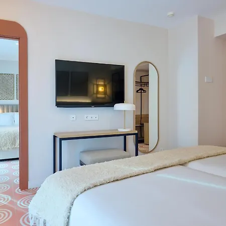 Boutique Luna Centro מלון 4*